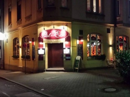 Photo: Ost-Eck das Wirtshaus